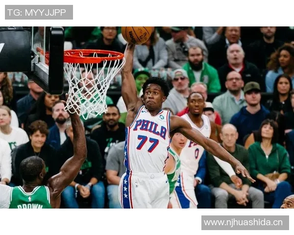 埃奇库姆盛赞马克西出色表现称其为真正的球队领袖与合作伙伴