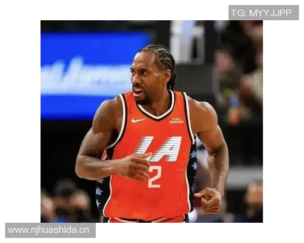 火力全开伦纳德三分雨下狂砍35分助球队逆转第三节独得19分展现统治力